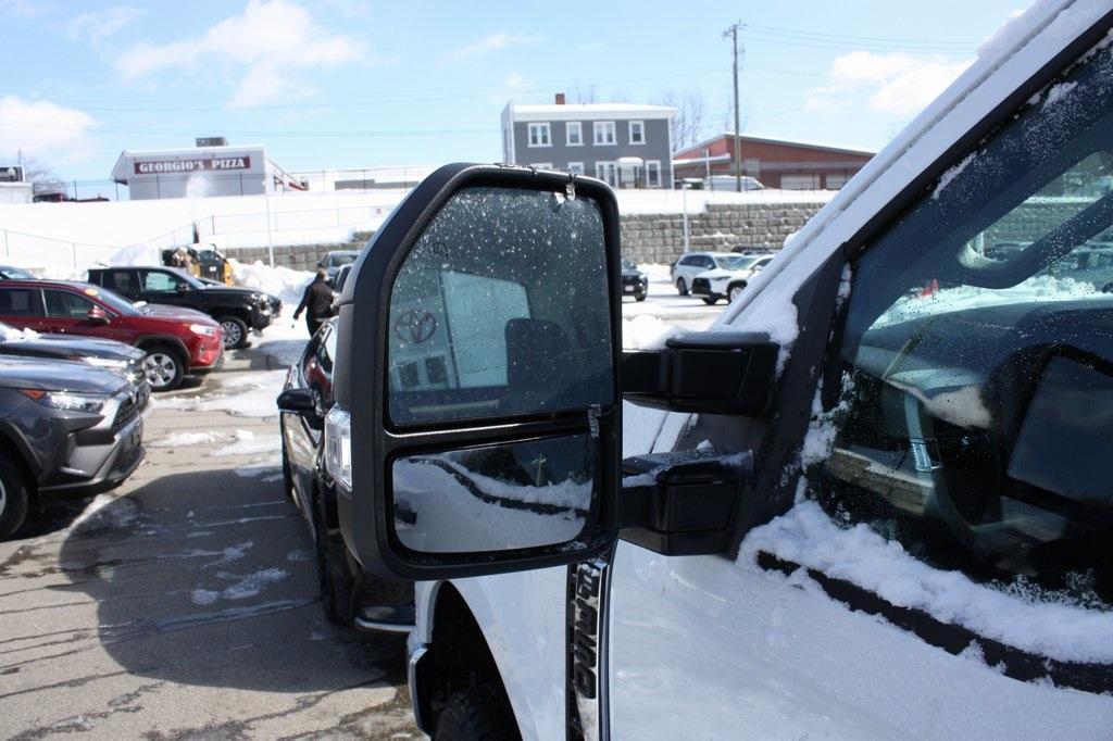 new 2025 Ford F-350 car, priced at $60,995