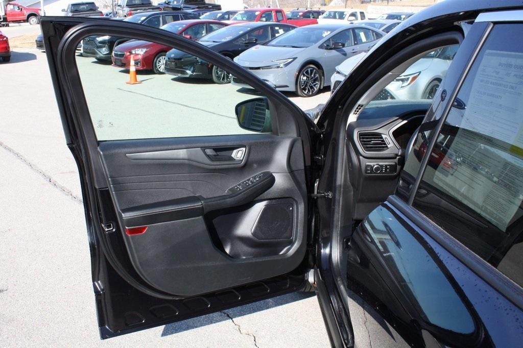 used 2024 Ford Escape car, priced at $24,399