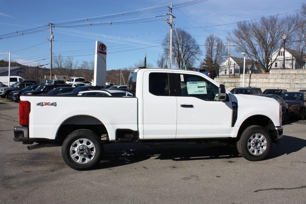 new 2024 Ford F-250 car, priced at $56,270