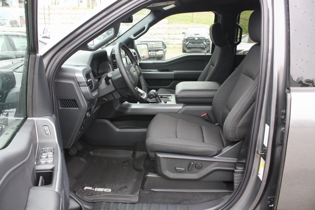 new 2025 Ford F-150 car, priced at $55,586