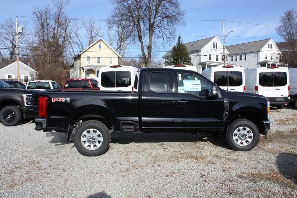 new 2024 Ford F-250 car, priced at $58,840