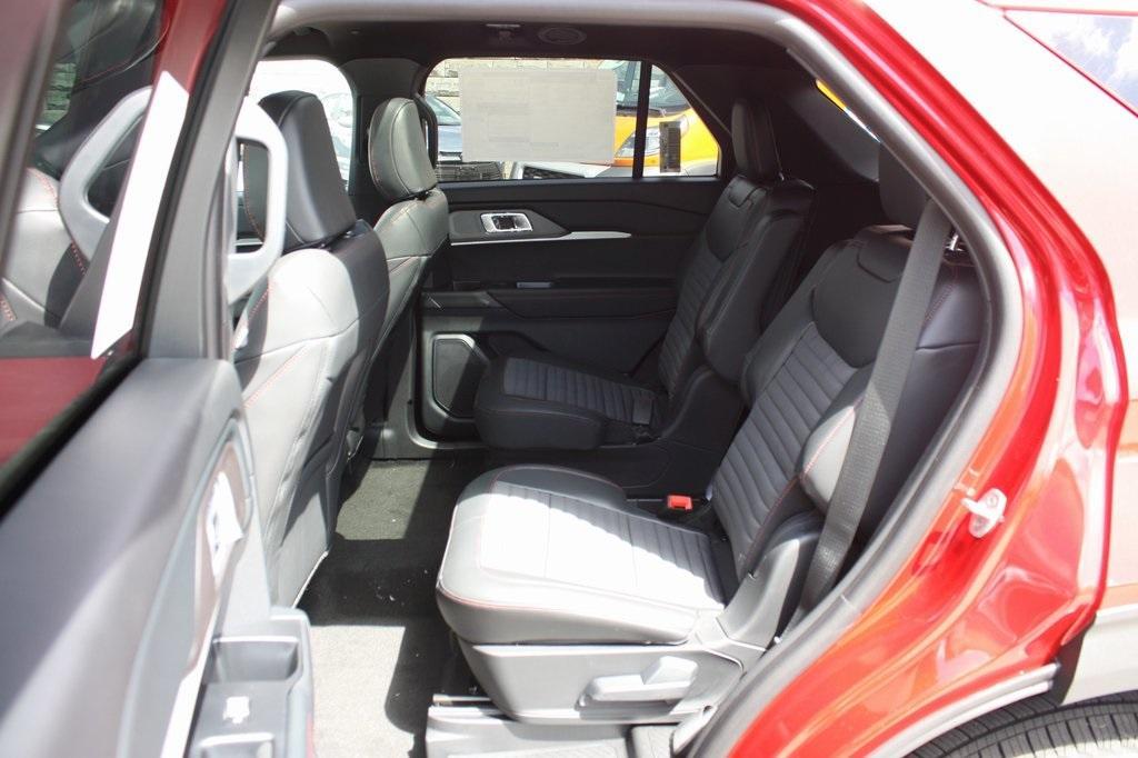new 2025 Ford Explorer car, priced at $50,600