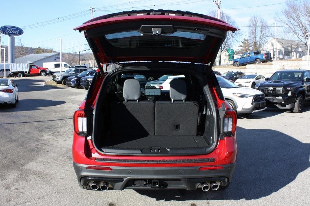 new 2025 Ford Explorer car, priced at $56,250