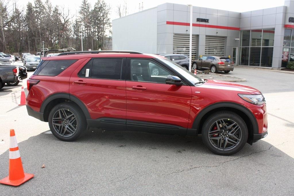 new 2025 Ford Explorer car, priced at $52,930