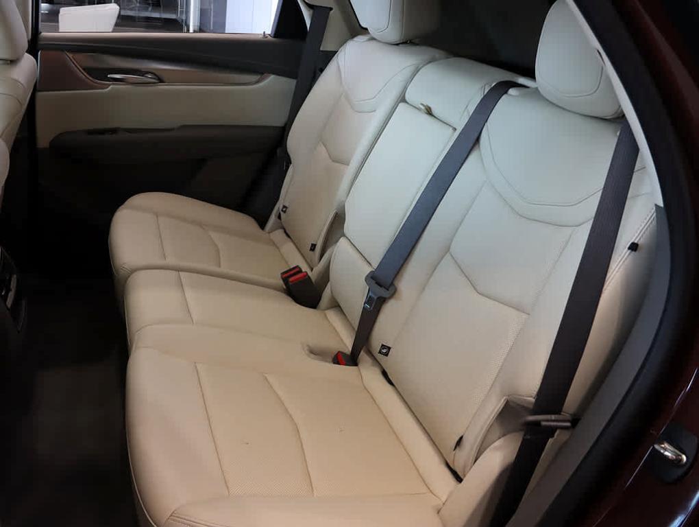 used 2023 Cadillac XT5 car, priced at $37,999