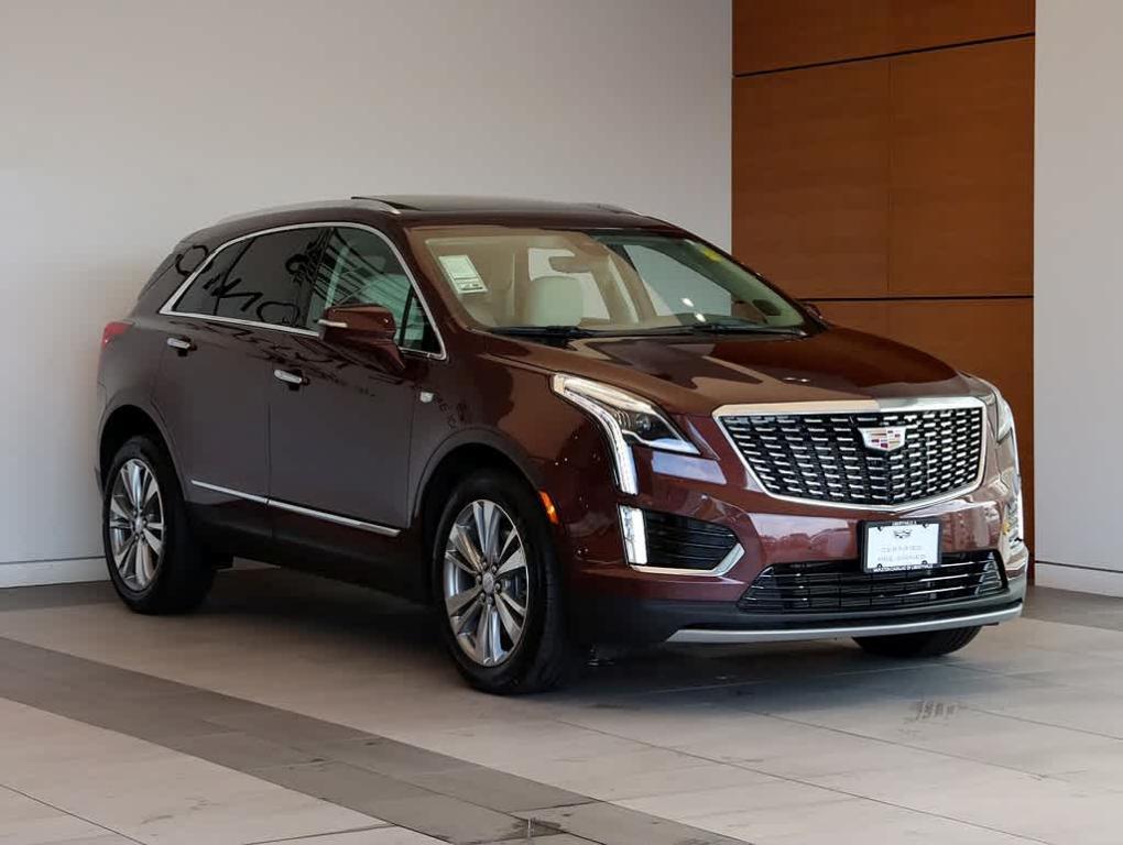 used 2023 Cadillac XT5 car, priced at $37,999