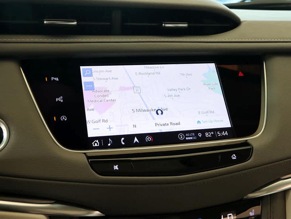 used 2023 Cadillac XT5 car, priced at $37,999
