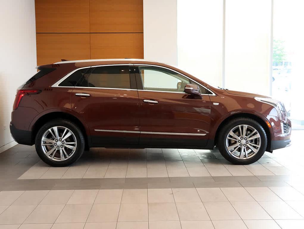 used 2023 Cadillac XT5 car, priced at $37,999