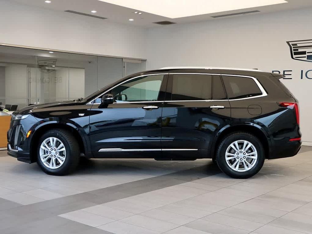 used 2024 Cadillac XT6 car, priced at $41,999