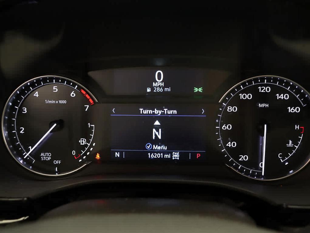 used 2024 Cadillac XT6 car, priced at $41,999