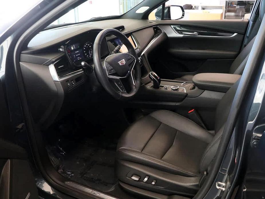 used 2021 Cadillac XT5 car, priced at $33,299