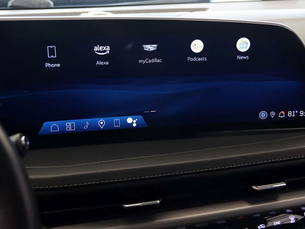 used 2024 Cadillac XT4 car, priced at $42,999