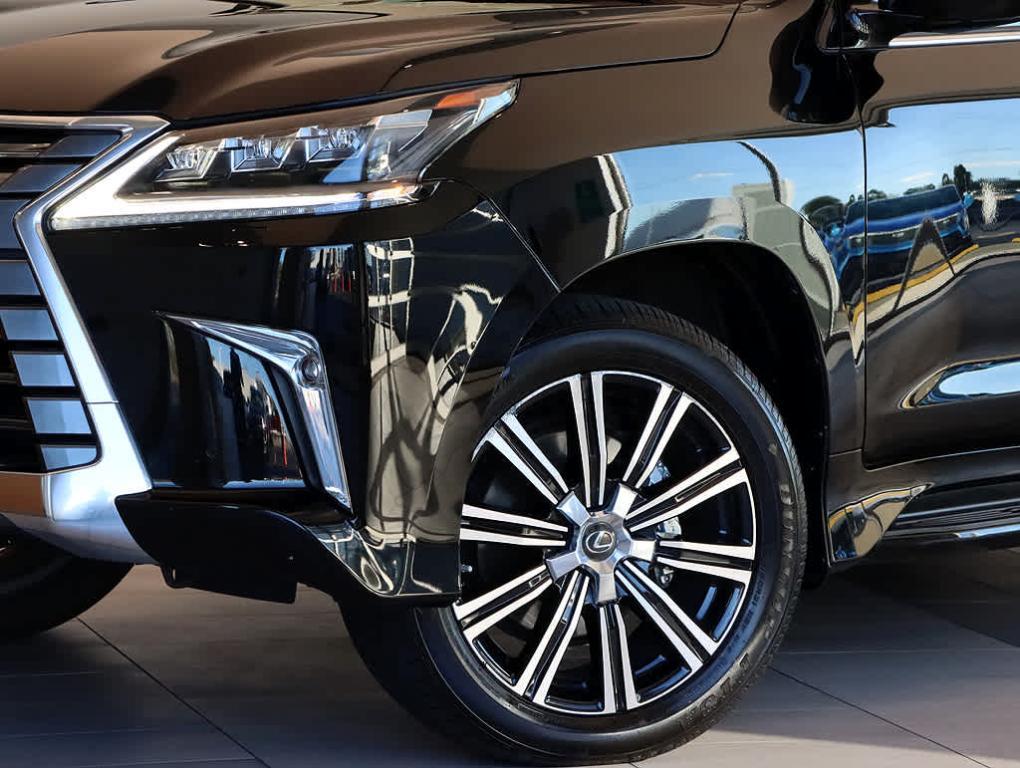 used 2020 Lexus LX 570 car, priced at $61,999
