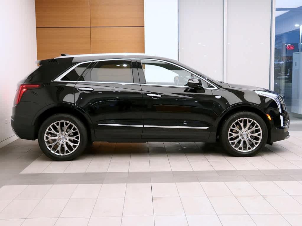 used 2021 Cadillac XT5 car, priced at $33,999