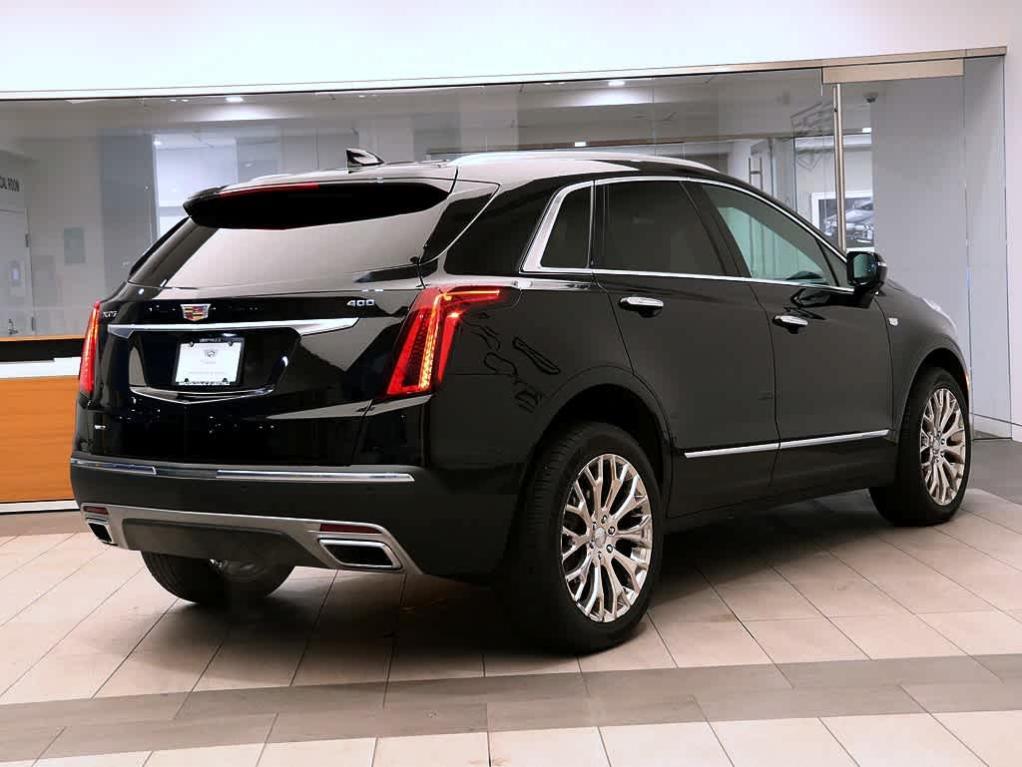 used 2021 Cadillac XT5 car, priced at $33,999