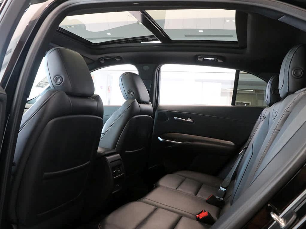 used 2021 Cadillac XT4 car, priced at $28,299