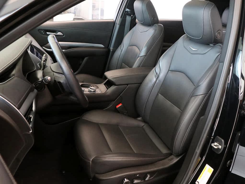 used 2021 Cadillac XT4 car, priced at $28,299