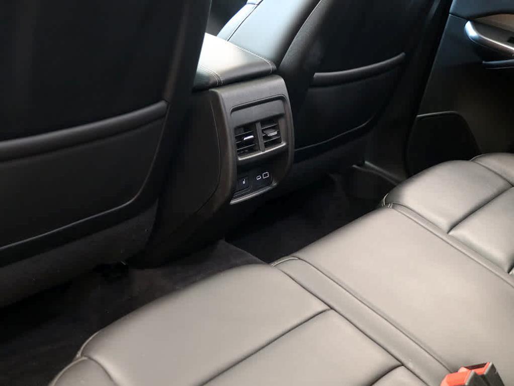 used 2020 Cadillac XT4 car, priced at $25,599