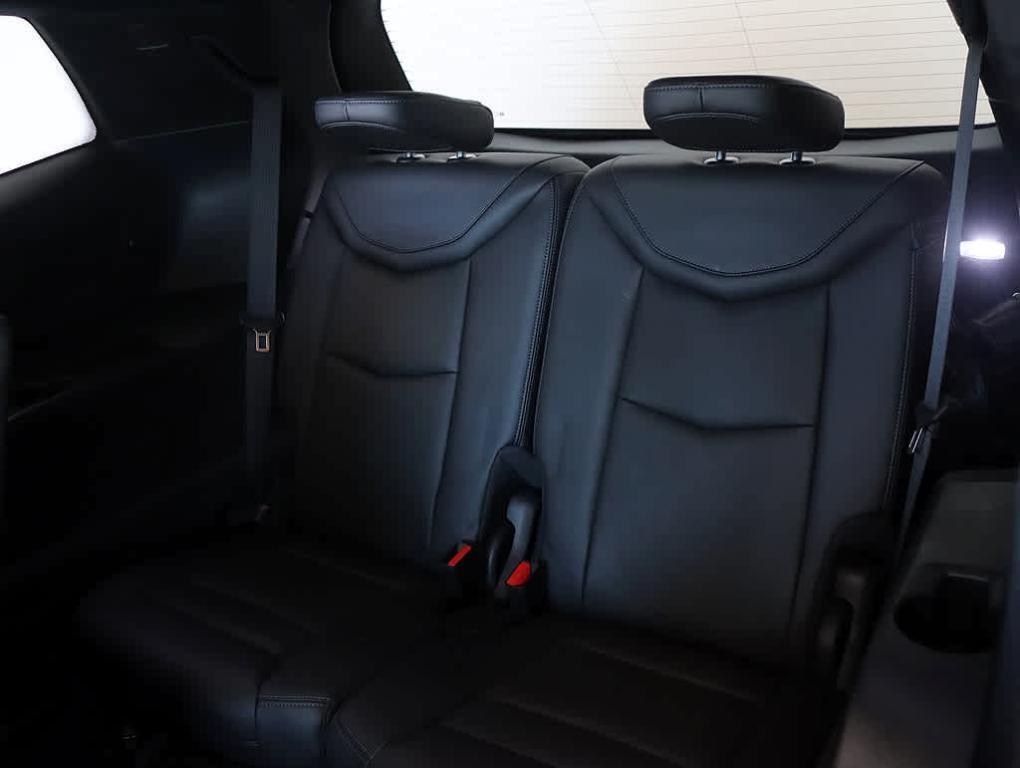 used 2023 Cadillac XT6 car, priced at $46,999