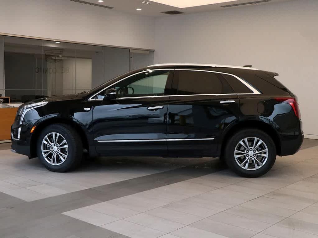 used 2023 Cadillac XT5 car, priced at $33,722