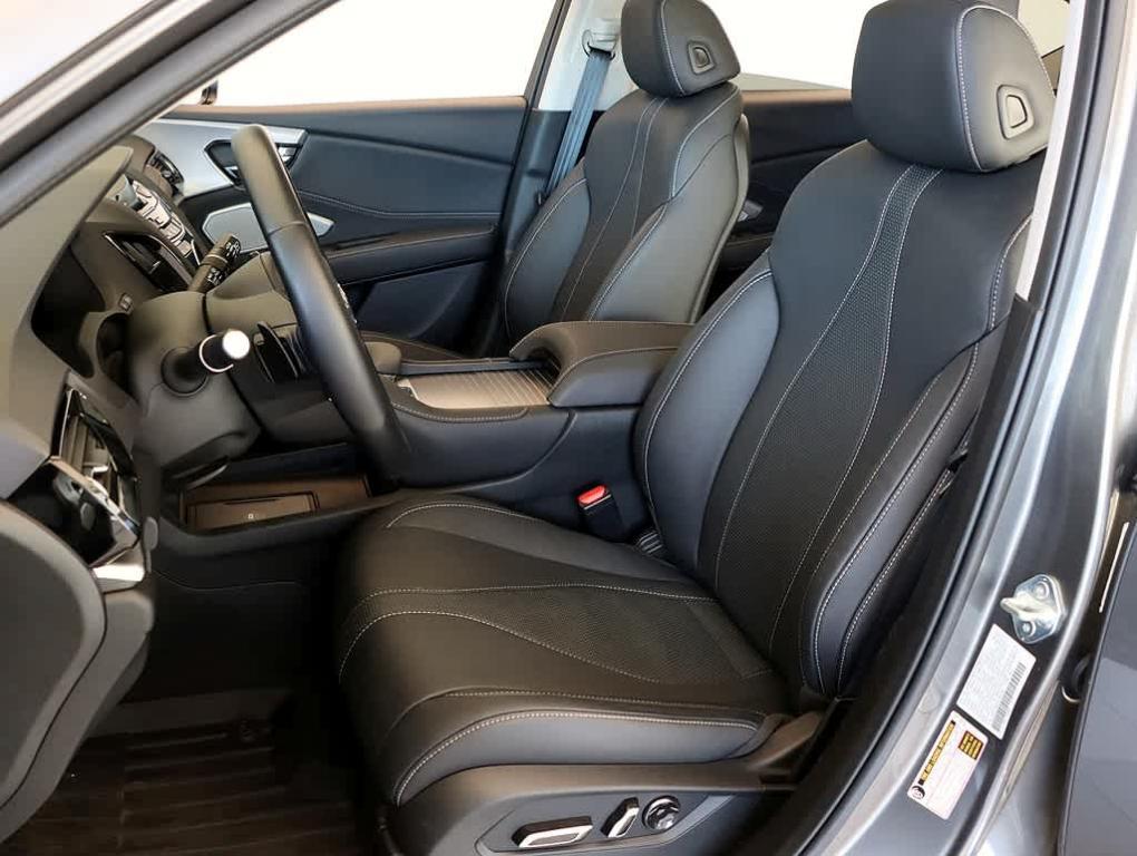 used 2024 Acura RDX car, priced at $37,999