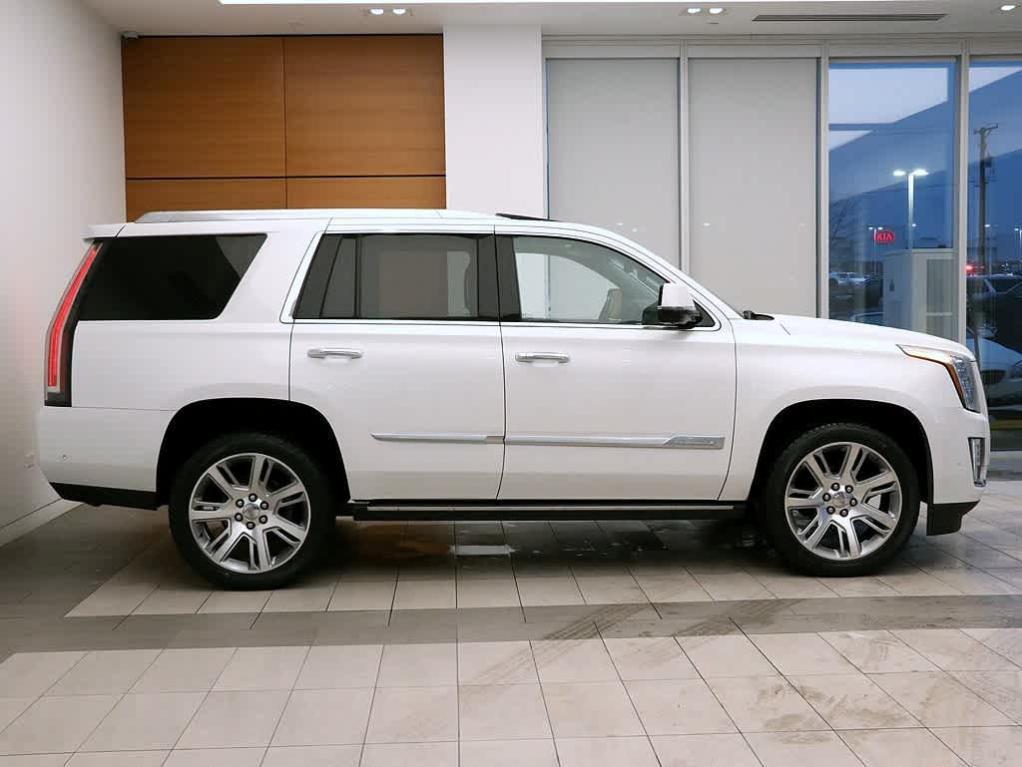 used 2020 Cadillac Escalade car, priced at $38,690