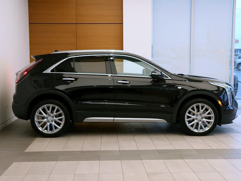 used 2022 Cadillac XT4 car, priced at $31,000