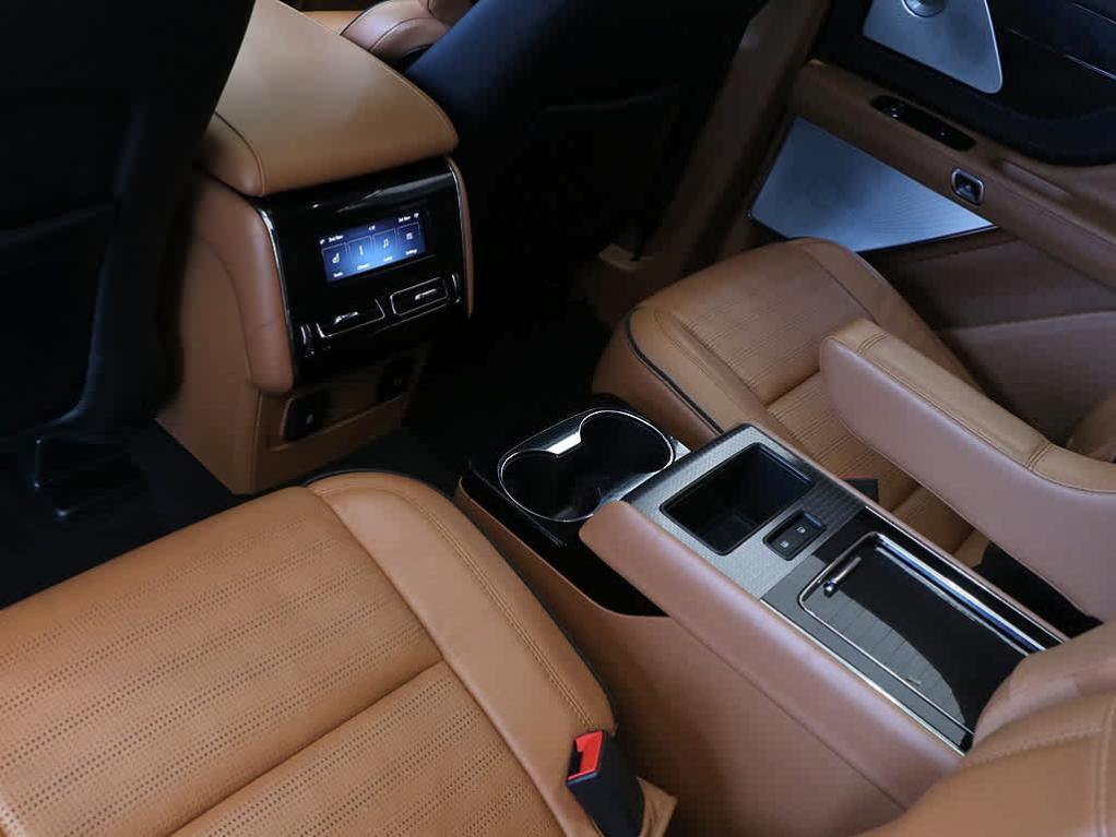 used 2020 Lincoln Aviator car, priced at $42,900