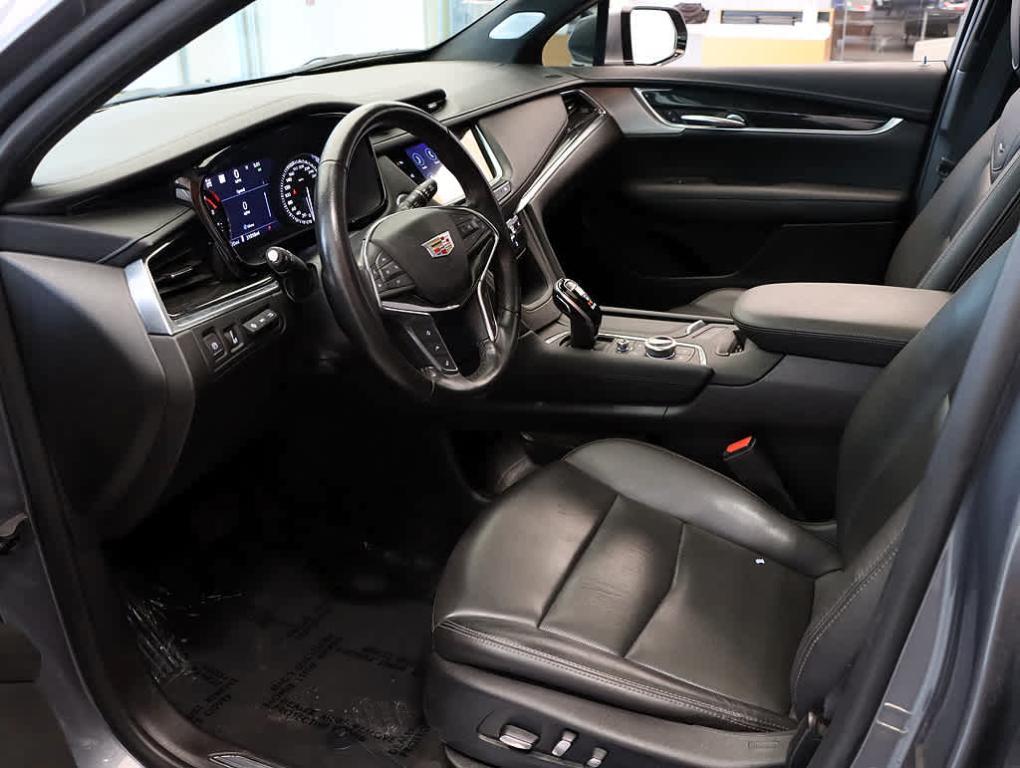 used 2021 Cadillac XT5 car, priced at $31,249