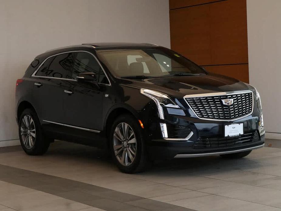 used 2021 Cadillac XT5 car, priced at $33,487