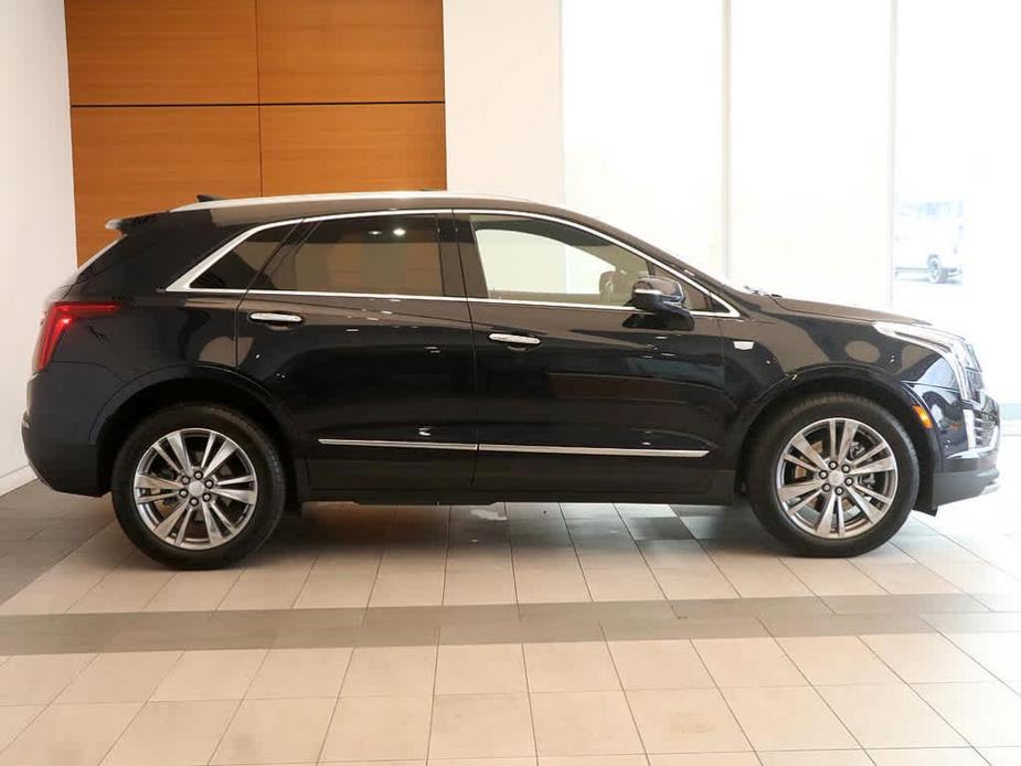 used 2021 Cadillac XT5 car, priced at $33,487