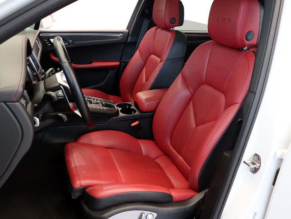 used 2018 Porsche Macan car, priced at $29,999