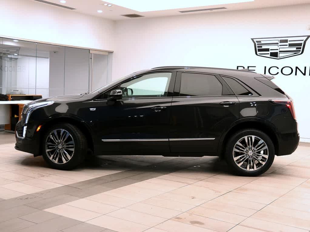 used 2020 Cadillac XT5 car, priced at $27,999