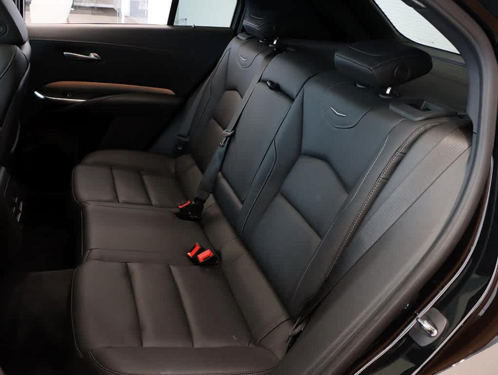 used 2022 Cadillac XT4 car, priced at $29,999
