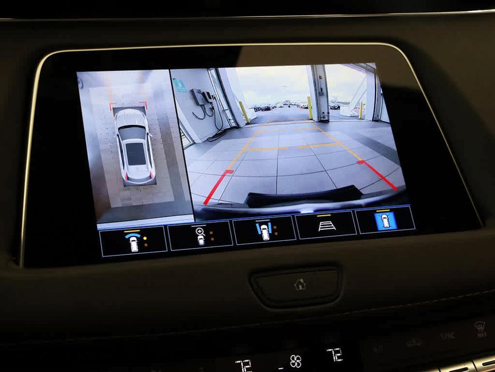 used 2022 Cadillac XT4 car, priced at $29,999