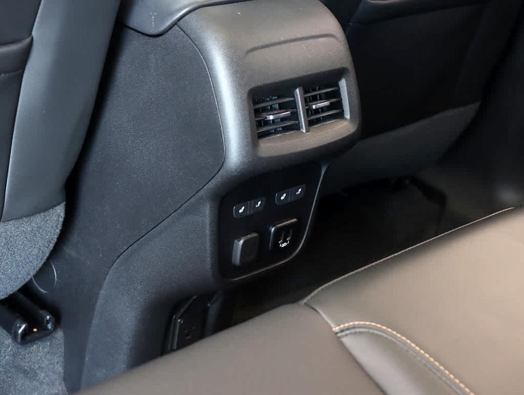used 2018 Chevrolet Equinox car, priced at $17,999