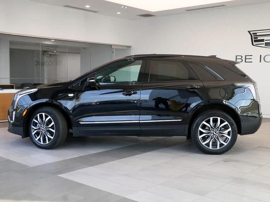 used 2021 Cadillac XT5 car, priced at $35,299