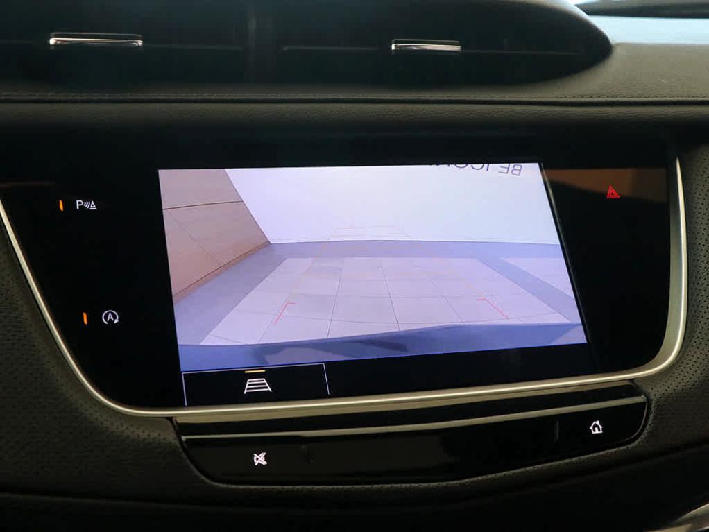 used 2022 Cadillac XT5 car, priced at $37,499