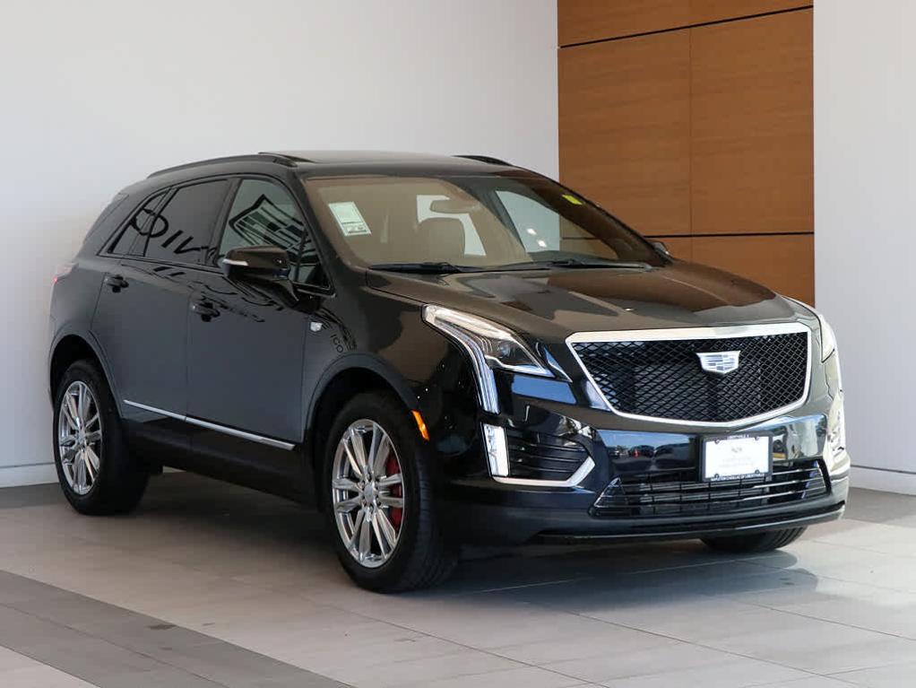 used 2022 Cadillac XT5 car, priced at $37,499