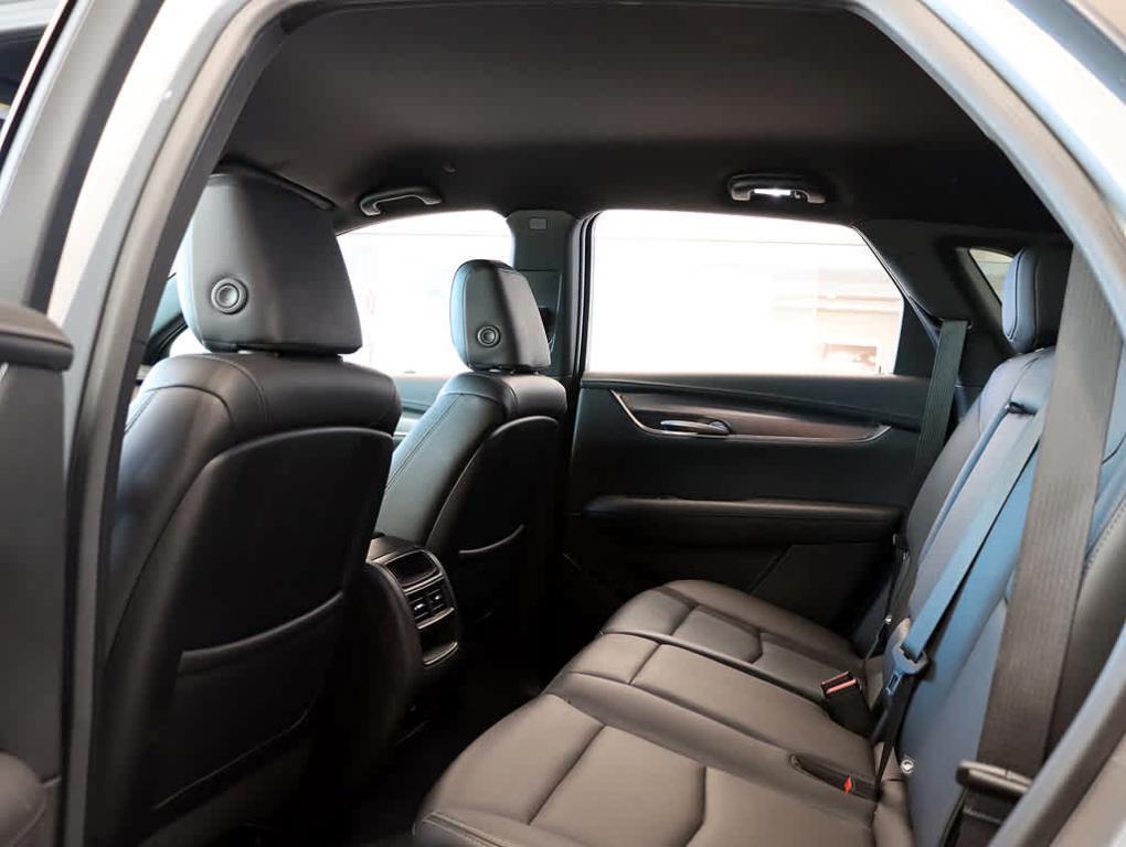 used 2023 Cadillac XT5 car, priced at $31,499