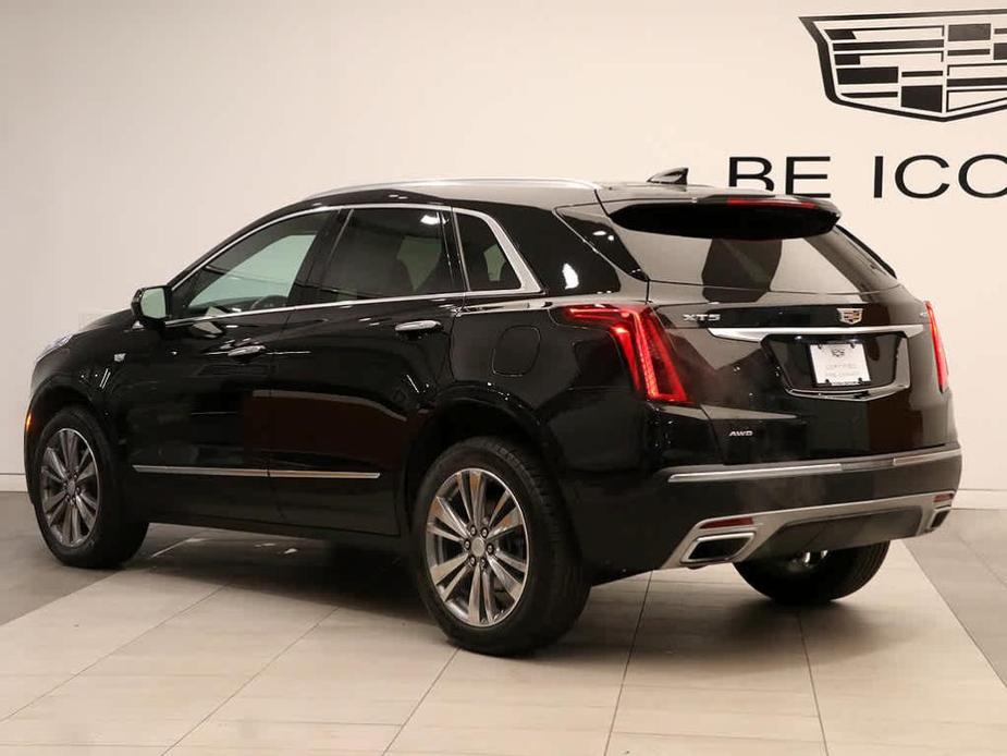 used 2021 Cadillac XT5 car, priced at $35,999