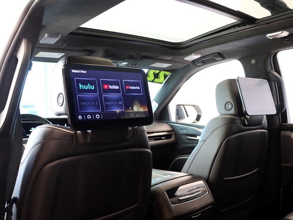 used 2022 Cadillac Escalade car, priced at $76,999