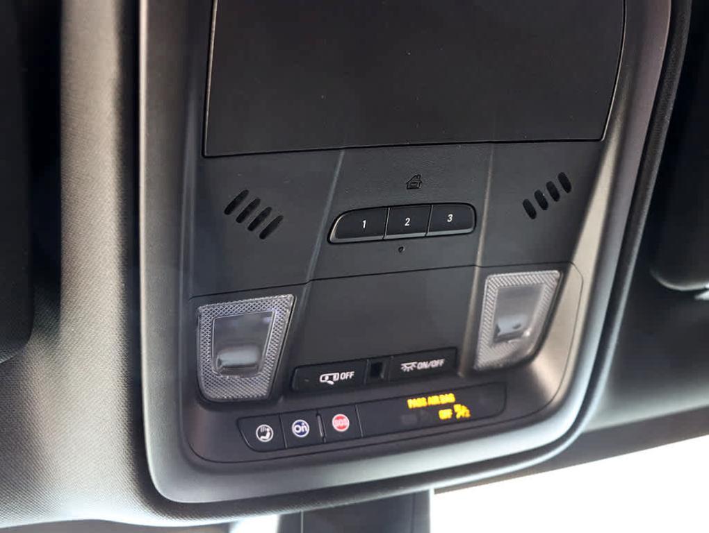 used 2023 Cadillac XT5 car, priced at $31,072