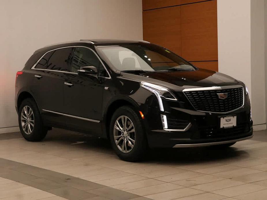 used 2022 Cadillac XT5 car, priced at $35,450