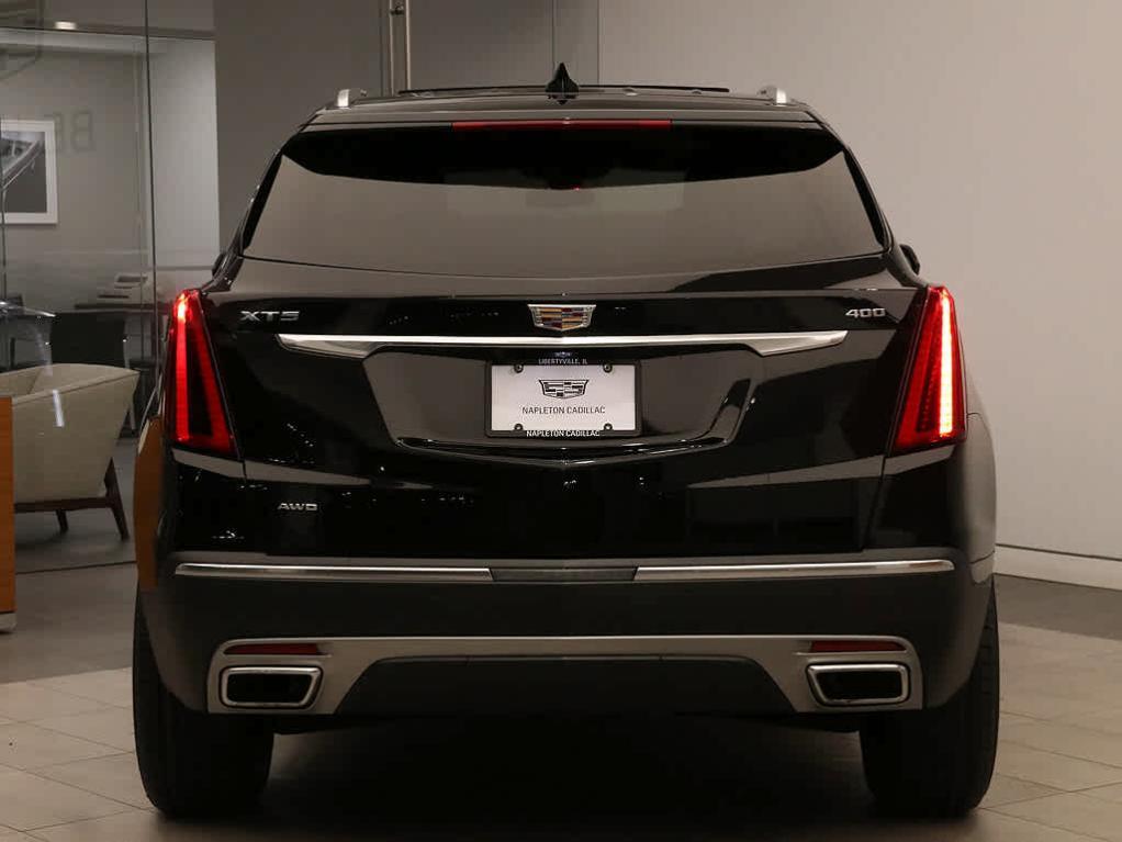 used 2022 Cadillac XT5 car, priced at $35,450