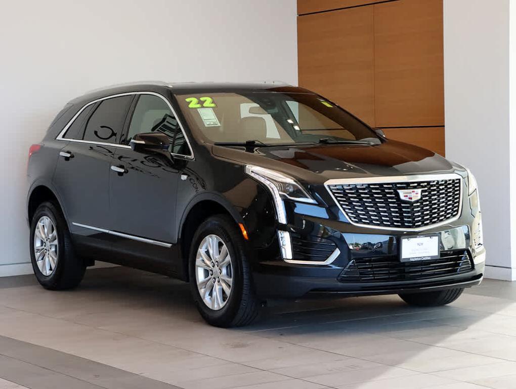 used 2022 Cadillac XT5 car, priced at $25,999