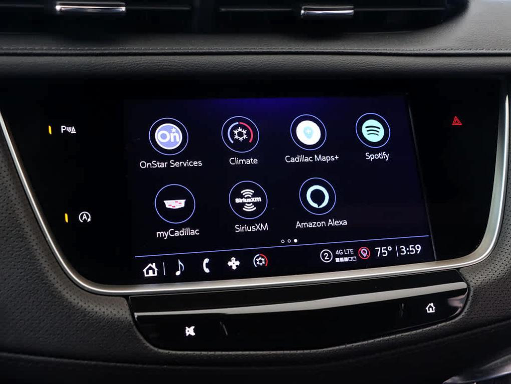 used 2022 Cadillac XT5 car, priced at $25,999