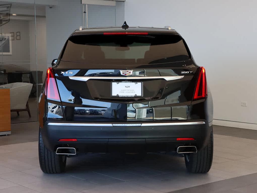 used 2022 Cadillac XT5 car, priced at $25,999