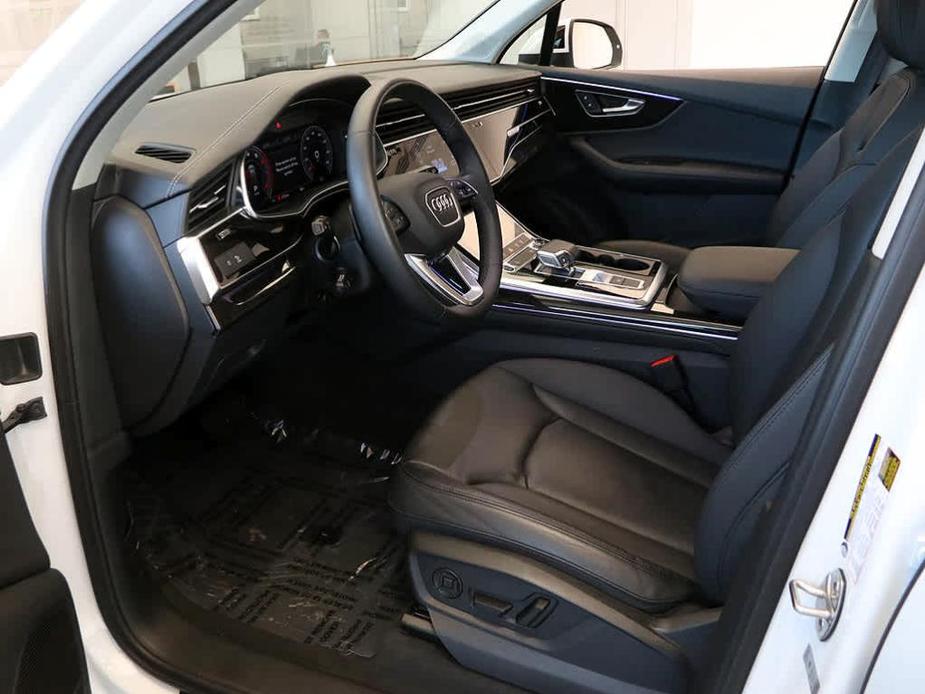 used 2024 Audi Q7 car, priced at $51,999