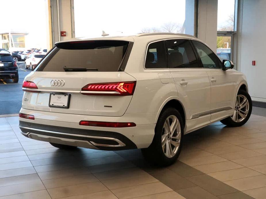 used 2024 Audi Q7 car, priced at $51,999